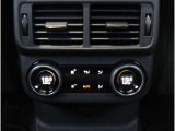 Two-zone Climate Control