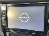 【大画面ナビ】人気の大型9インチナビを装備。存在感のある大画面はインパクト大!ナビ利用時のマップ表示は見やすく、テレビやDVDは臨場感がアップ!いつものドライブがグッと楽しくなります♪