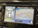 【アラウンドビューモニター】専用のカメラにより、上から見下ろしたような視点で360度クルマの周囲を確認することができます☆死角部分も確認しやすく、狭い場所での切り返しや駐車もスムーズに行えます。