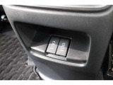 後席にもUSBソケットがついていますのでコードを繋げばスマートフォンなどの充電が出来ます!