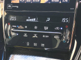 ★寒い冬も暑い夏でも全席に快適な空調を届ける【フルオートエアコン】