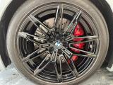 BMWならではの卓越した走りを支えるホイールと足回りです!日本車の走りに慣れている方にもぜひ体感して頂きたいほど、高いレベルでまとまっています!