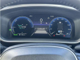 運転席前メーター回り 運転中でも見やすいデザインになっています!