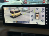 アラウンドビューモニターです!上空から貴方のお車をモニタニングしている様に車両の周りの安全確認が出来ます!