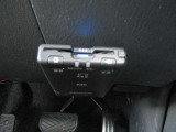 【ETC車載器】が装備されています。ETCカードを差し込むだけで高速道路の利用が可能です。
