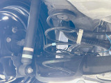 お車を安心してお乗りいただく為には、足回りの定期点検が欠かせません。サービスサポート(有償保証)では無料点検もご提供しており、安心のカーライフをお過ごしいただけるサポート体制が整っています。