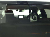 リヤ用ドライブレコーダー装備!これがあれば、相手方が危険運転をしてきた場合などでも客観的に証明でき、事故や事件の直接的な証拠の確保にも生り得ます。