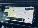 ●MMIナビゲーション『高解像度カラーディスプレイに、Bluetooth(R)接続によるハンズフリー通話機能を搭載しています。』