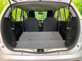 普段のお買い物や通勤、送迎等に十分な荷室スペースを確保しております。セカンドシートを倒すと、大きな荷物の積載も可能です♪