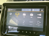 画面にはAVメニューが表示され、テレビやラジオ、Bluetoothなどの選択肢を確認できます。必要な音源を選びやすく、日々の車内で便利に活用いただけます。