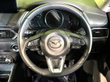 【純正革巻きステアリング】上質な革を使用することで、手にしっかり馴染みとても運転しやすいハンドルです♪