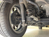 お車を安心してお乗りいただく為には、足回りの定期点検が欠かせません。サービスサポート(有償保証)では無料点検もご提供しており、安心のカーライフをお過ごしいただけるサポート体制が整っています。