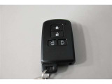 スマートキー!両手に荷物を抱えているときでも、ドアの施錠・解錠が楽々です♪