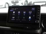 ナビゲーションは純正9インチコネクトナビ(LXU-242NBi)を装着しております。AM、FM、CD、DVD再生、Bluetooth、音楽録音再生、フルセグTVがご使用いただけます。