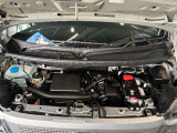 ホンダカーズ神奈川北は内外装のクリーニングを実施。室内からエンジンルームまで綺麗な状態で納車させていただきます。見えない所こそ綺麗にしています。