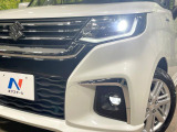 【LEDヘッドライト】悪天候や夜間走行時も良好な視界を確保し安心して運転できる高輝度LEDヘッドライトを装備!点灯速度が早く、消費電力も抑えられています。