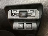 ETC付きです。高速道路料金所での小銭の出し入れや雨天時における窓の開け閉めなどの煩わしさが解消できます。料金所の通過もスムーズで快適ですよ。