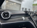 総在庫で600台ほどの取り扱いがございます。弊社デモカー使用の車両やメーカー使用の車両などもご紹介ができます。