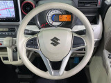 【ステアリングスイッチ】運転中、前方から目線をそらすことなく、オーディオ等の操作が可能な便利機能!安心&快適なドライブを演出してくれます♪