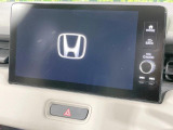 【純正ナビ】人気の純正ナビを装備。オーディオ機能も充実しており、Bluetooth接続すればお持ちのスマホやMP3プレイヤーの音楽を再生可能!毎日の運転がさらに楽しくなります!!