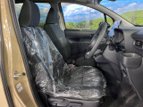 運転席シート廻りは使用感も少なく、良好な状態となっています。丁寧に使われていたことがよくわかりますね。