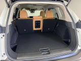 荷室の写真です。乗る人や荷物に合わせてフレキシブルに対応できます!!