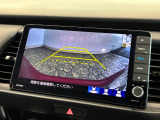 【バックカメラ】リバースにするだけで映ります、後方の安全確認や、狭い駐車場での車庫入れ、雨の日や夜間など視界の悪い時に便利です!安全にバックする為には欠かせない装備です。