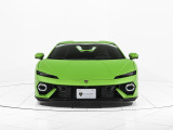 ボディカラーはVerde Alceoでございます。