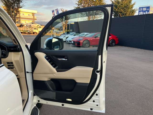 にきち トヨタ ランドクルーザー300 3.5 ZX 4WD の中古車詳細 (15,000km