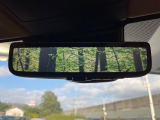 【デジタルインナーミラー】後席の大きな荷物や同乗者で後方が確認しづらい時でも安心!カメラが撮影した車両後方の映像をルームミラー内に表示。クリアな視界で状況の確認が可能です!
