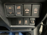 【運転席インパネスイッチ】安全装置関係のスイッチも操作しやすい位置に配置されています。