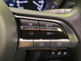 【マツダ・レーダークルーズコントロール】高速道路での長距離走行が楽に!自動で速度を保つクルーズコントロールが、衝突軽減システムと連携し、前方の車両を感知して車間を保つように速度調節してくれます!!