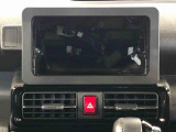 当車両はオーディオレスです。多彩なナビゲーション・オーディオをご用意しております。詳しくは当店スタッフにお問い合わせください。
