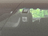 【ドライブレコーダー】ドライブレコーダー装備!走行中はもちろん、あおり運転や事故に遭遇した際、映像で記録し、万一のリスクに備えます。※記録用SDカードはお客様ご自身でご準備いただく必要があります。
