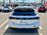 コーナーセンサー付きですので駐車も安心です。
