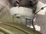 お車を安心してお乗りいただく為には、足回りの定期点検が欠かせません。サービスサポート(有償保証)では無料点検もご提供しており、安心のカーライフをお過ごしいただけるサポート体制が整っています。