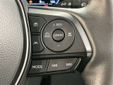 当店ではauも取り扱っております。お車と一緒にau携帯の機種変更も可能です♪また、自動車保険も取り扱っております。車の支払いと自動車保険の支払いをまとめてお支払い可能なプランもあります♪