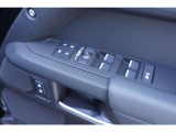 【ジャガーランドローバー新潟】では、インターネットに掲載をしていないお車や、今後入荷するお車などのご案内も積極的に行っておりますので、ご希望のお車等ございましたら、是非一度お電話下さい&rArr;025-290-7783