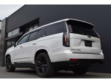 エスカレード スポーツ 4WD 