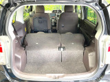 普段のお買い物や通勤、送迎等に十分な荷室スペースを確保しております。セカンドシートを倒すと、大きな荷物の積載も可能です♪