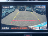 バックモニターで、駐車時の安全性を確保。狭い場所でも、スムーズな駐車をサポートします。運転に自信がない方にもおすすめです。