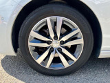 ホイールは多少傷はありますが比較的良好な状態です。