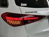 車検や点検でご入庫の際には、メルセデス・ベンツの代車を無料でご利用頂けます。お買いかえのきっかけになる事も多く大変好評を頂いております。乗ってみたいお車などございましたら是非ご相談ください!