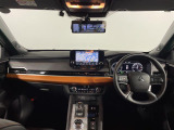 アウトランダー PHEV 2.4 P 4WD 本革シート