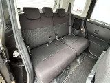 ゆとりある広々とした車内空間は、ドライブを始め買い物やレジャーなど、幅広く活躍します。一人でもみんなとでもお出かけを楽しみましょう!