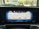 【アットホームな雰囲気のお店です】メルセデスに精通したスタッフが、心をこめてお車選びをお手伝い致します。是非メルセデスベンツへの想いをお聞かせください