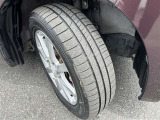 タイヤの状態は現車でのご確認をお願いいたします。