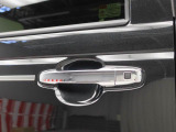 ダイハツディーラーでは「ダイハツ認定U-CAR」という基準を設け、車選びに詳しくないお客様でも「安心して選べる」をご提供しています。