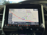 現在地や周辺の道路を地図上で確認でき、目的地までの道順を把握する際に便利です。画面上の案内を活用して、慣れない場所へのお出かけもサポートします。
