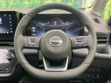 【ステアリングスイッチ】運転中、前方から目線をそらすことなく、オーディオ等の操作が可能な便利機能!安心&快適なドライブを演出してくれます♪
